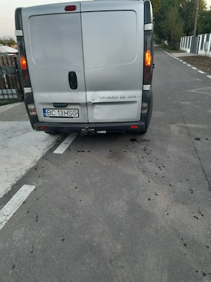 Vand opel vivaro din 2003 - imagine 4