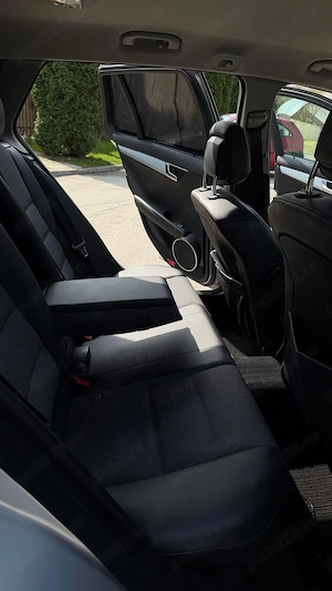 Mercedes C220 CDI W204 Break Automat Navi CarPlay Încălzire Scaune - imagine 2