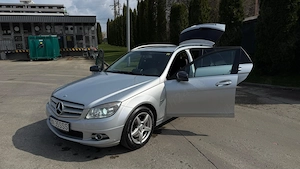 Mercedes C220 CDI W204 Break Automat Navi CarPlay Încălzire Scaune - imagine 4