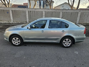 Skoda Octavia 2 FL berlina, 2.0 TDI, cutie automata DSG - imagine 2