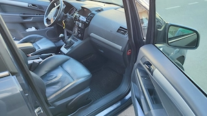 Vand Opel Zafira 7 locuri 2011 Inmatriculat Ro  - imagine 8