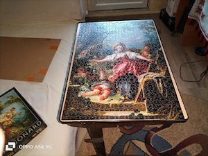 un puzzle dimensiuni de 68-47