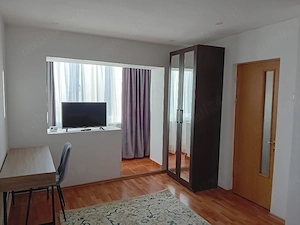 Inchiriez garsoniera, zona centrala  - imagine 4