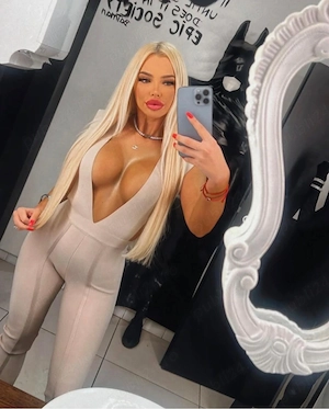 CAUTI CEVA REAL ? Unică în orasul tau  . Conf pozele pe wapp. 1,80 înălțime. Sună-mă!  - imagine 6