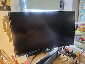 Monitor curbat Philips 278E8Q 27 inch