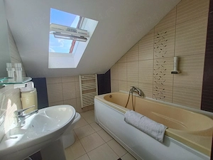 inchiriez camere cu 2,3,4 paturi pt muncitori,cu bucatarie si spalatorie,3stele,complet dotat si uti - imagine 5