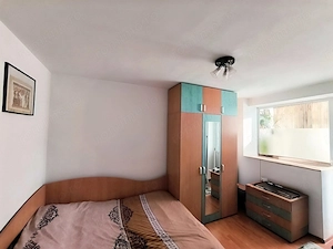 Vand apartament 3 camere semidecomandat - imagine 5