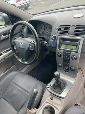 vand sau schimb volvo v50 diesel  - imagine 5