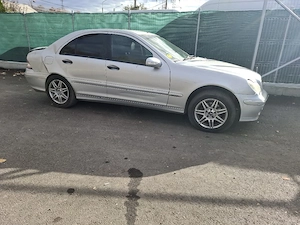 dezmembrez mercedes c class 2007 - imagine 3