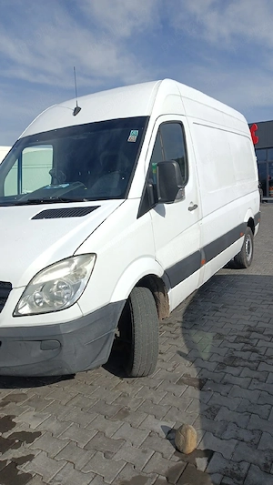 Vând Mercedes Sprinter 2010 - imagine 3