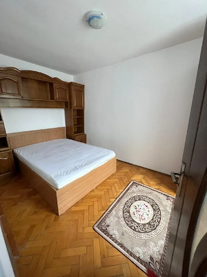 Sagului,Piata Doina,Etajul 1,Liber,280 E, De Văzut,45 mp !!! - imagine 7
