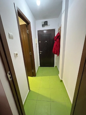 Sagului,Piata Doina,Etajul 1,Liber,300 E, De Văzut,45 mp !!!