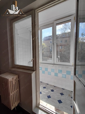 Apartament cu 2 camere semidecomandat 300  - imagine 8