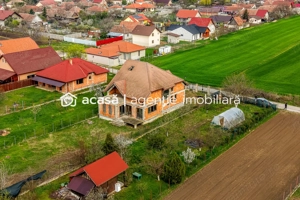 Casă 6 camere - la roșu - Zimandcuz, Arad – COMISION 0 - imagine 2