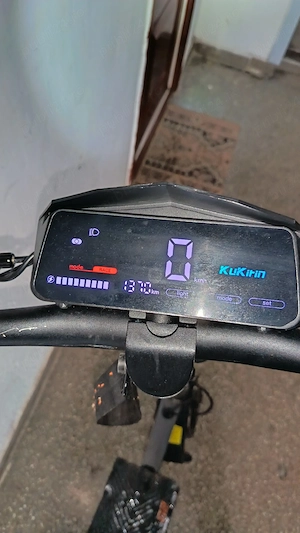 trotineta kukirin g2