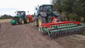 Erbicidat vegetatie  defrisare mecanizata  eliminare deseuri