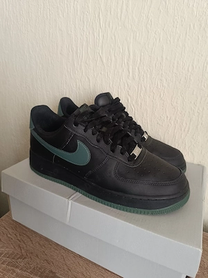 Adidasi Nike Air Force 1 negru