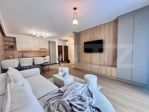 Apartament lux 2 camere 45 mp, terasa 8.50 mp, etaj intermediar, garaj, Eroilor