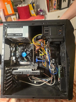 Sistem PC i3-8100, RX 560, 8GB RAM DDR4 - imagine 4