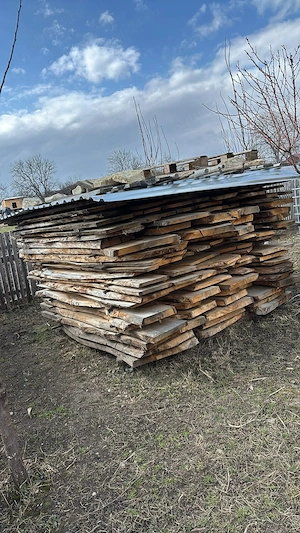 Vând dulap scândură de Nuc stejar tei salcam frasin - imagine 2