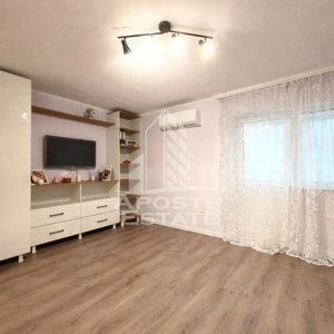 Apartament cu 3 camere, de vanzare, zona Soarelui, Timisoara - imagine 2