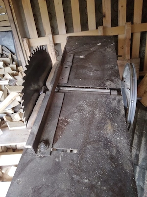 vind masa de circular cu aprig 1000 lei - imagine 3