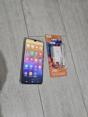 Vand Samsung A70 stare foarte buna 128 GB, 6 GB RAM