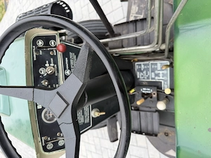 Tractor de tuns iarba - imagine 5