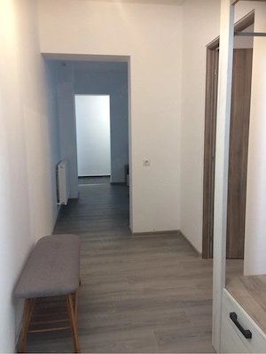 Apartament cu 3 camere mobilat zona centrala - imagine 5