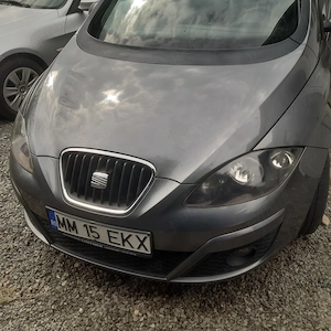 Vand Seat altea xl an 2012 1.6 diesel 171234 km detin raport vertical recent adusă Austria 