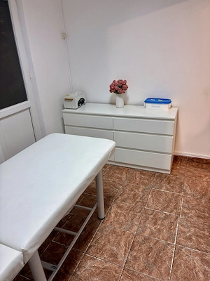Închiriez cabinet cosmetică beauty   Bacău, Str. Ștefan cel Mare 9A (Parter)