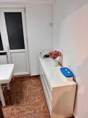 Închiriez cabinet cosmetică beauty   Bacău, Str. Ștefan cel Mare 9A (Parter) - imagine 3