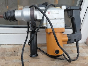 vand bormasina cu batae