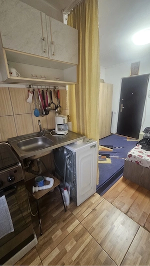 garsoniera de inchiriat - imagine 3