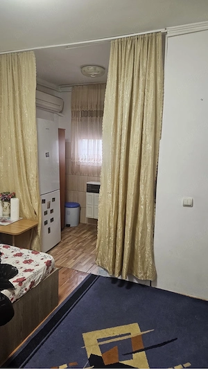 garsoniera de inchiriat - imagine 2