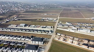 Teren 1.100 mp intravilan 2 deschideri, toate utilitățile, ideal casă - imagine 2