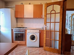 Apartament cu 3 camere în zona Take Ionescu   Medicina - imagine 16