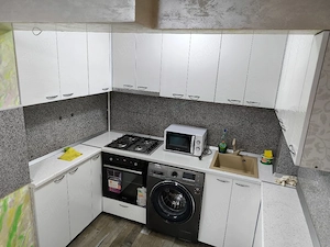 garsoniera de inchiriat - imagine 3