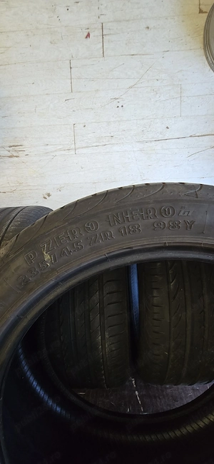 Anvelope vara 235.45.18 