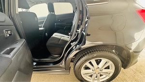 Mitsubishi ASX    - imagine 9