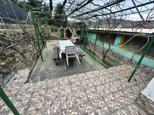 Apartament de locuit + atelier auto + terasa și curte generoasă  - imagine 8