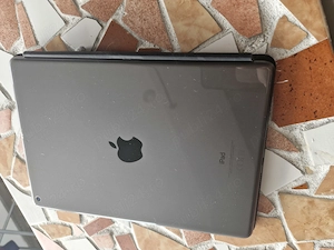 Apple iPad 9 (2 GB Wi-Fi + husă tastatură originală Apple - imagine 4