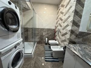 Apartament modern cu 3 camere, 105mp, in zona Coresi - Tractorul - imagine 13