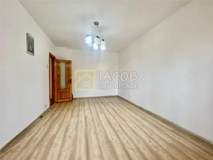 Apartament cu 3 camere de inchiriat, Comanesti, jud. Bacau - imagine 12