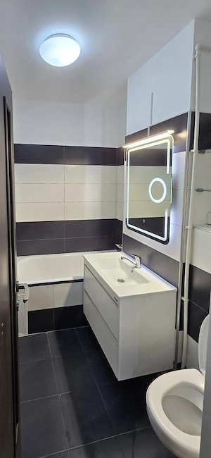 Vand Apartament - centru Pascani - renovat - imagine 7
