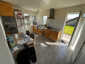  Casă individuală de vânzare în Beclean – eleganță, confort și natură - imagine 2