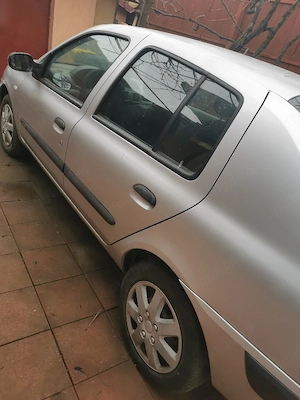 Vind auto RenaultClioSimbolFidji - imagine 3