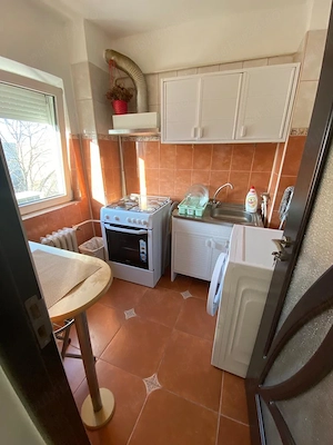 Vand garsoniera Calea Bucuresti - imagine 4