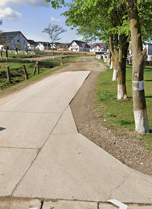 Teren intravilan Volovăț zona superba pentru condtruit - imagine 3