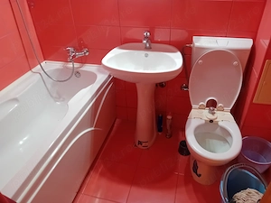 Ap 2 Cam Posta Maratei 45mp la cheie mobiat utilat renovat centrala termopan calduros etaj 4 pod 